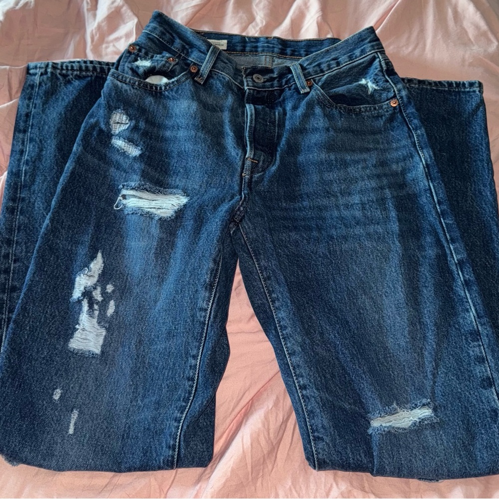 Women’s Levi jeans size W32 L24